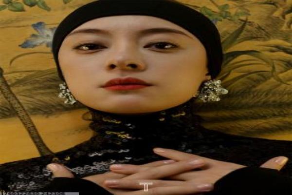 《艾曼妞肉欲乐园》影片详细剖析,乐园肉欲的艾曼妞冒险与诱惑